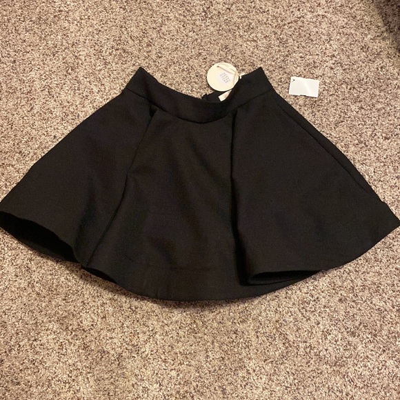 NWT Luxxel Flared Skater Skirt - Picture 8 of 16